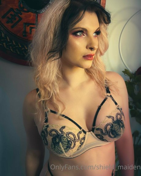 Ruby True 高品質女優 ギャラリー