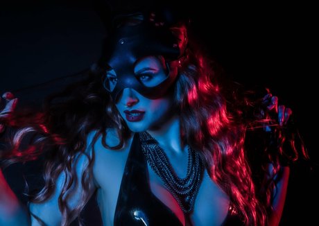 Ruby True エロティック女優 画像