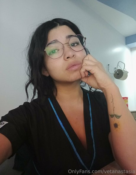 アマチュアディープスロートオンリーファンズ アートxxx 画像