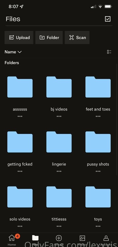 lexxxis 裸のモデル 画像