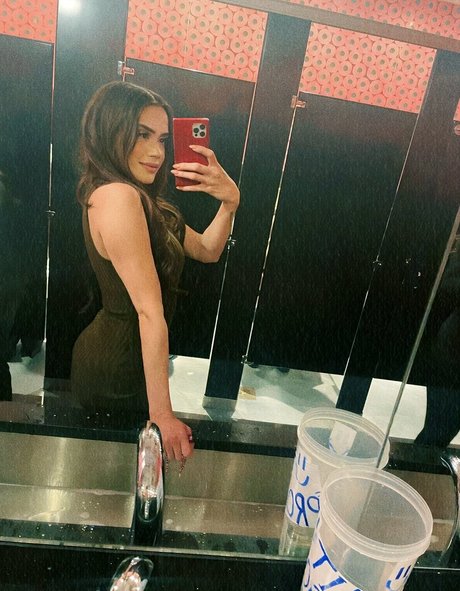 黒人3P オンリーファンズ ヌード 画像