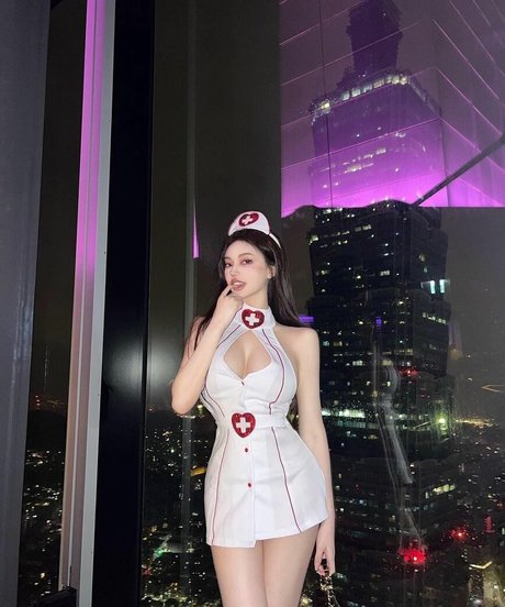 Lovelynnboo xxxモデル 写真