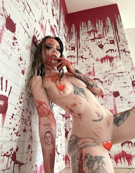 yourintrusivethot セクシーなスター 写真