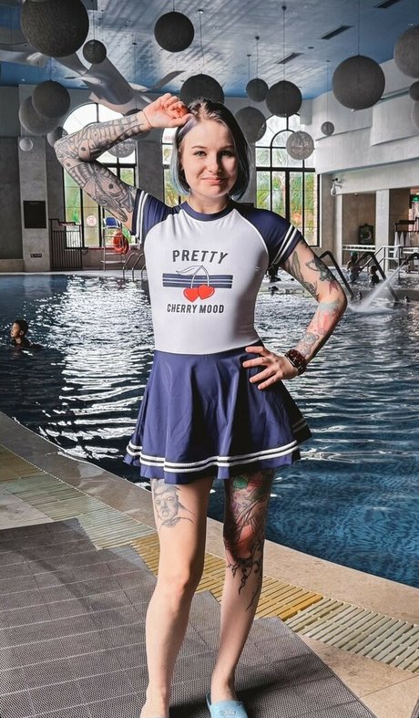 Weronika Truszczynska 素敵なスター ギャラリー