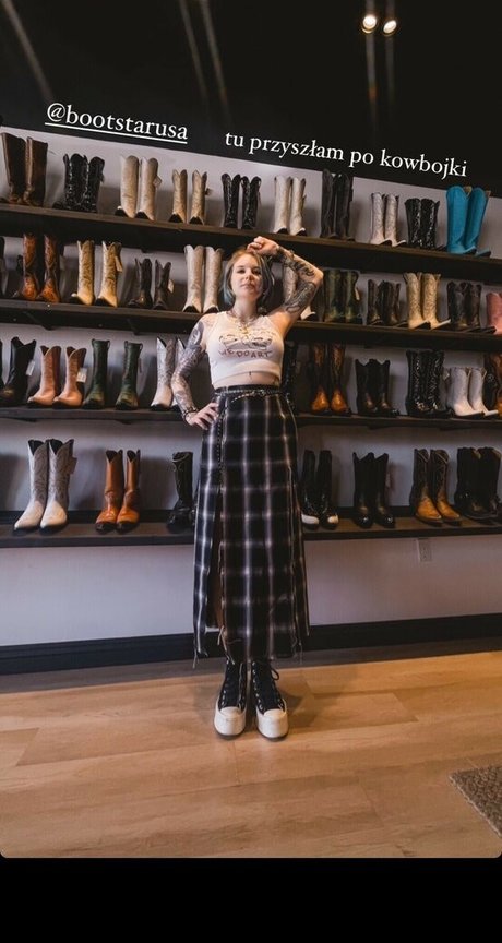 Weronika Truszczynska xxx女優 アーカイブ