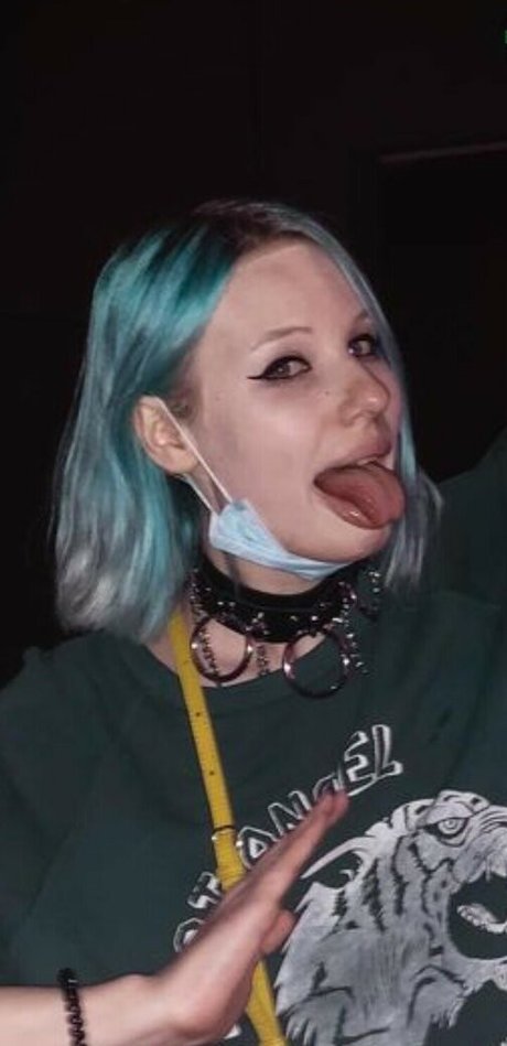 Weronika Truszczynska xxx女優 ギャラリー