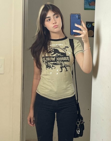 Isabella Angelina HDモデル アーカイブ