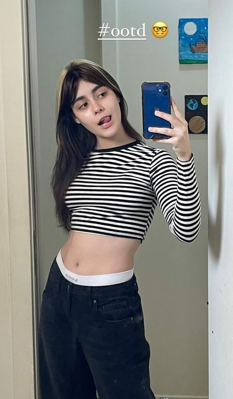 Isabella Angelina xxxポルノスター 写真