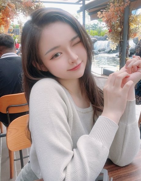 rynna0809 セクシーなポルノスター 写真