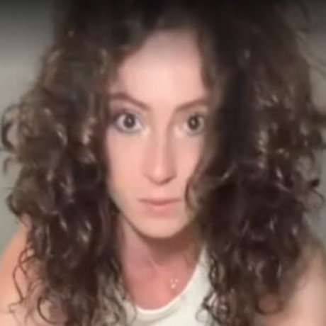 leels_ 裸のモデル 写真