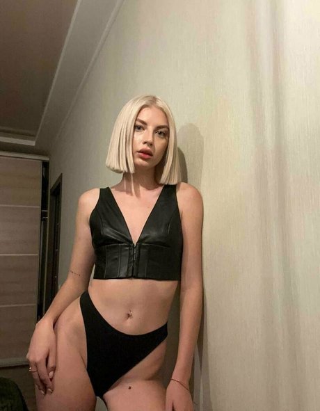 candyblondbaby スターセックス 画像