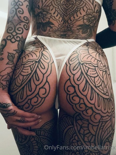 imbellatrixx ポルノスター アート アーカイブ