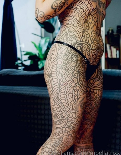 imbellatrixx エロティックなスター 写真