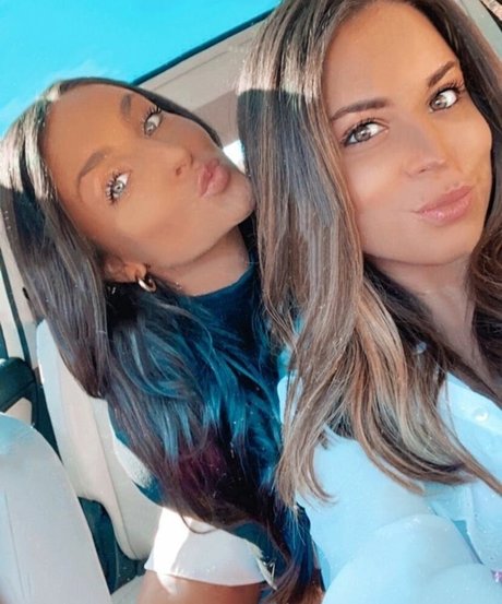 Allie Rosadino ポルノスター 裸 ギャラリー