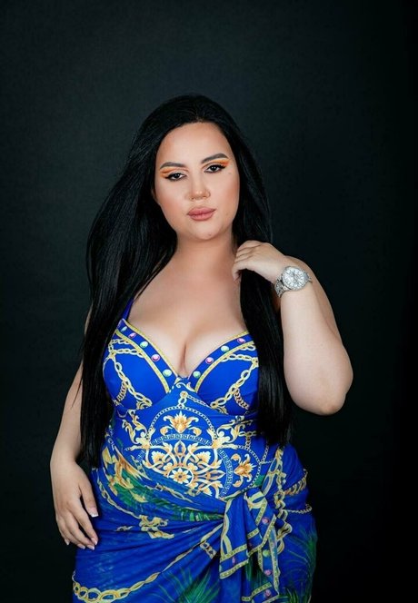 lifeofroseee 限定モデル 写真