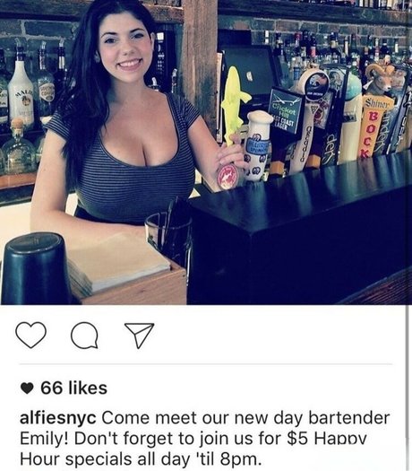 Emily Helen Barry ポルノスター 高品質 写真