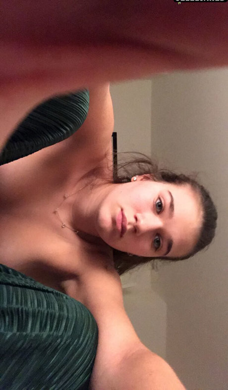 Samantha Lipstein 女優 写真