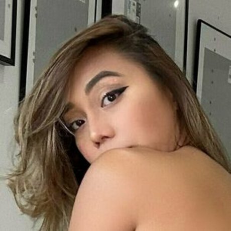 by sienna ポルノスター 可愛い アーカイブ