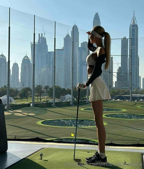 Kate Milevskaya HDスター 写真