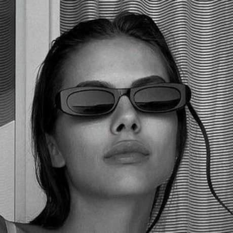 Viktoria Odintcova 女優 アーカイブ