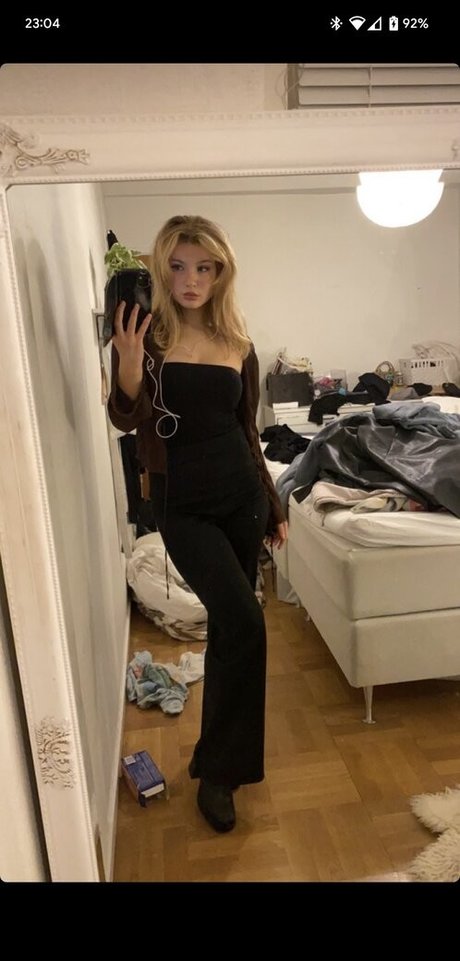 Siri54 完璧なスター 画像