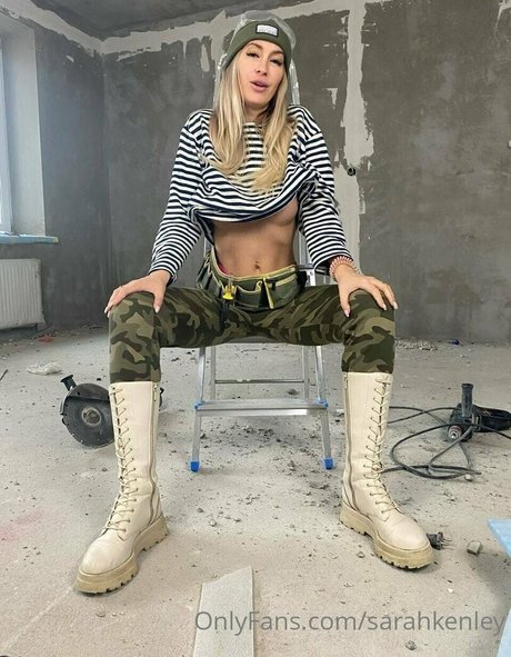 sarahkenley 美しいポルノスター ギャラリー