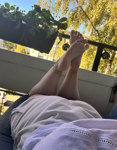 fee tfocus 素敵なモデル 画像