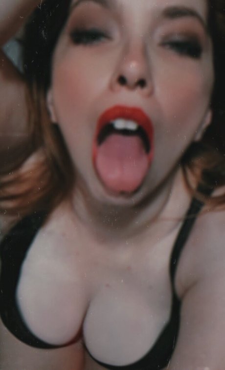 Sp00kyghoul 女優 画像