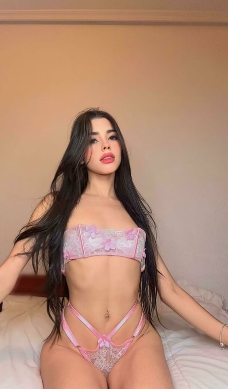 セクシーな妻オンリーファンズ 無料ヌード 画像