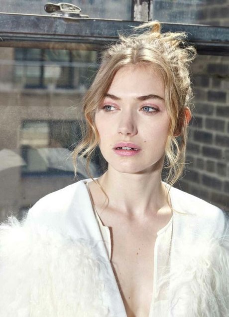 Imogen Poots 完璧なポルノスター 画像