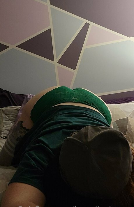 筋肉トランスオンリーファンズ ポルノ 画像