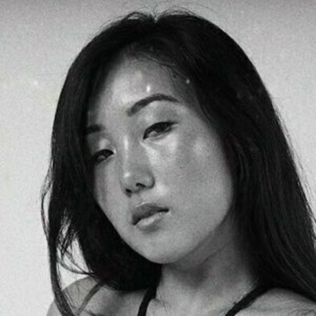 エクストリームオンリーファン ホットヌード 写真