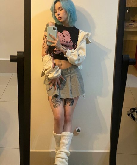 Luh Setra セックスモデル ギャラリー