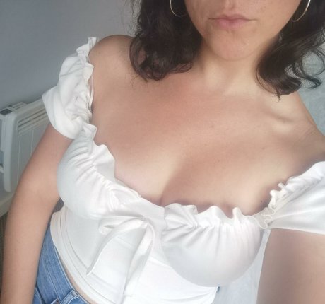 Georgia Veitch 完璧な女優 画像