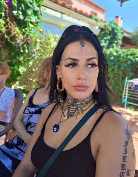 Laetitiaversace 無料モデル アーカイブ