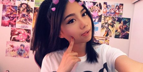 Jasmina ポルノ女優 写真