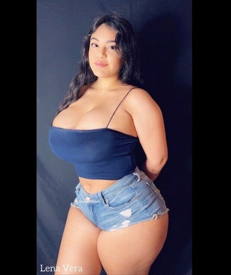Lena Vera ポルノスター 写真