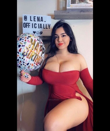 Lena Vera 写真集