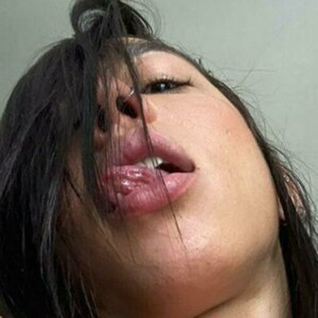 アラブの太ったオンリーファンズ 素敵 写真