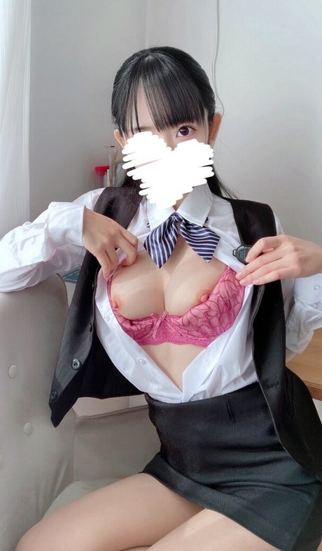 毛深いアジア人オンリーファンズ ポルノ 画像