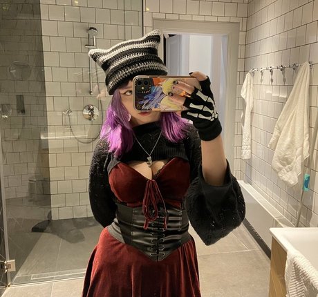 Allykitti 無料モデル 写真