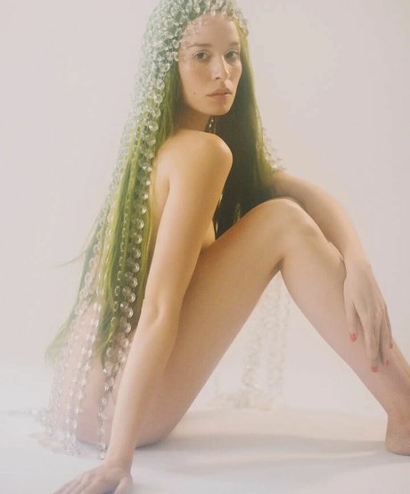 Catalina Garcia 裸のスター 写真