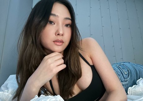 アラブ人妻オンリーファンズ セックス 画像