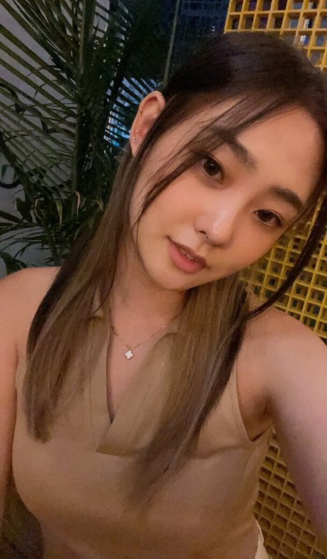 esblee ポルノスター アダルト 写真