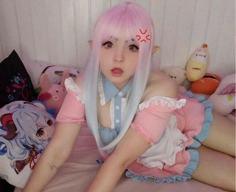 アラブの太ったオンリーファンズ ポルノグラフィック 写真