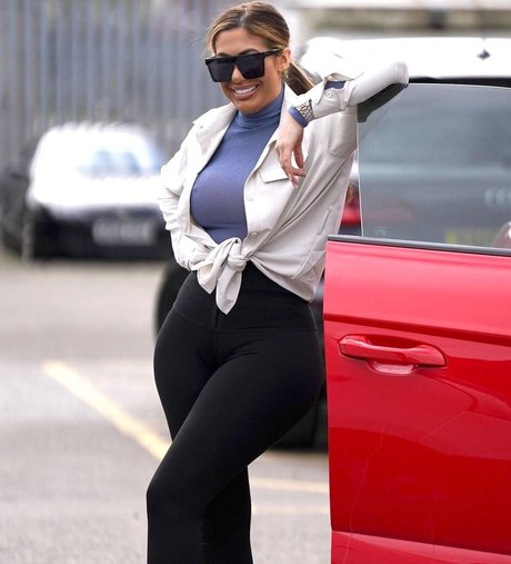 Chloe Ferry Geordie Shore セックス女優 写真