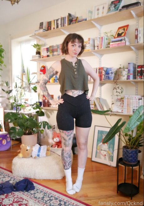 Qcknd 高品質モデル 画像