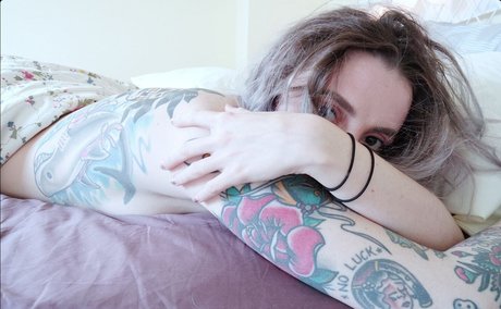 ビーチセックスオンリーファンズ ホットxxx 画像