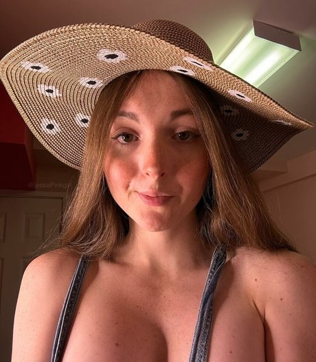 Jessa Pinkgirl ヌードのポルノスター ギャラリー