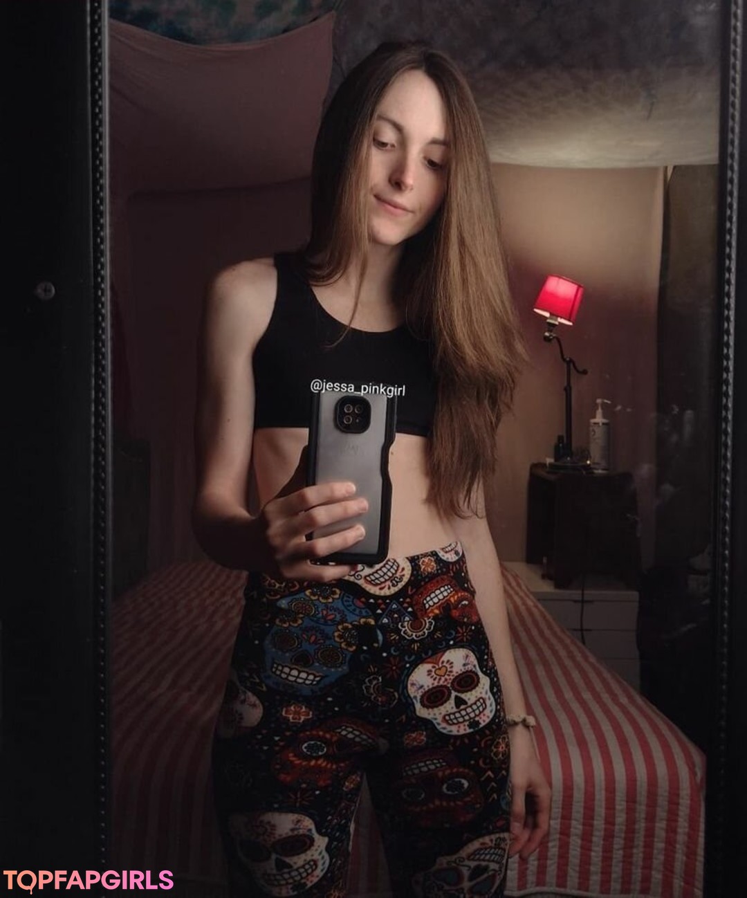 巨乳オナニーオンリーファンズ セクシーヌード 画像